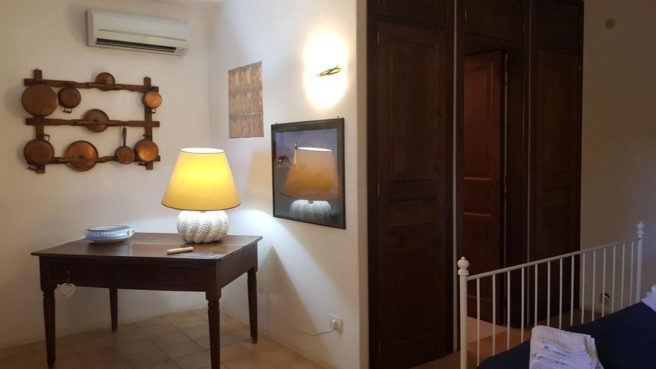 La Villa Rossa Salina  Extérieur photo