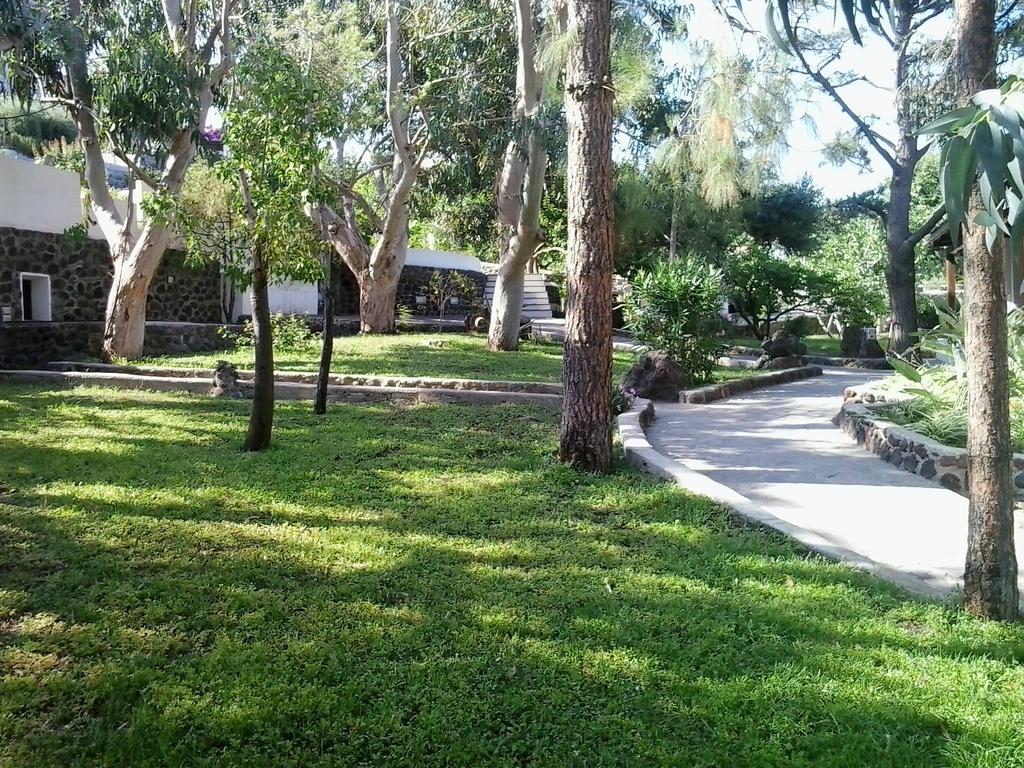 La Villa Rossa Salina  Extérieur photo
