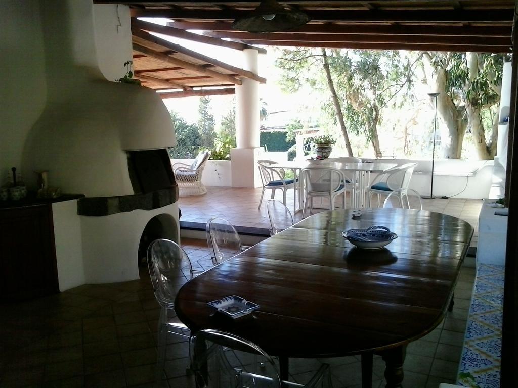 La Villa Rossa Salina  Extérieur photo