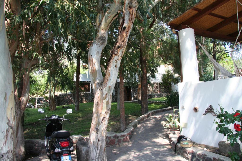 La Villa Rossa Salina  Chambre photo