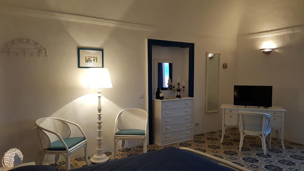 La Villa Rossa Salina  Extérieur photo