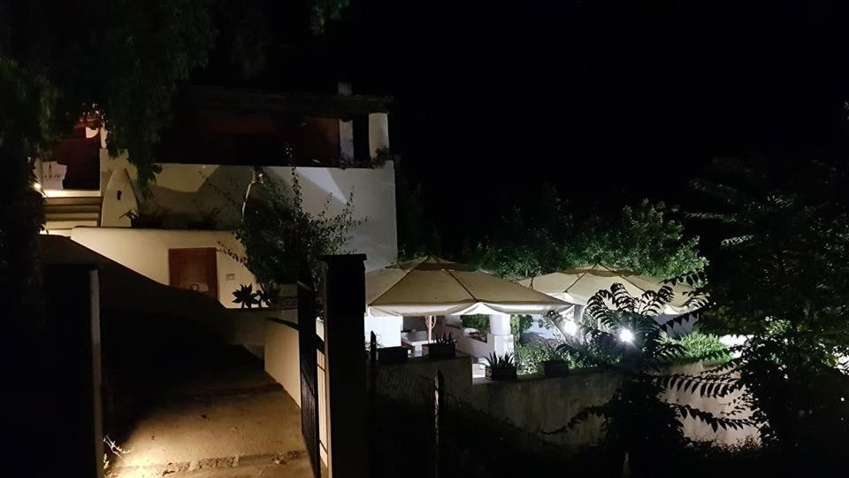 La Villa Rossa Salina  Extérieur photo