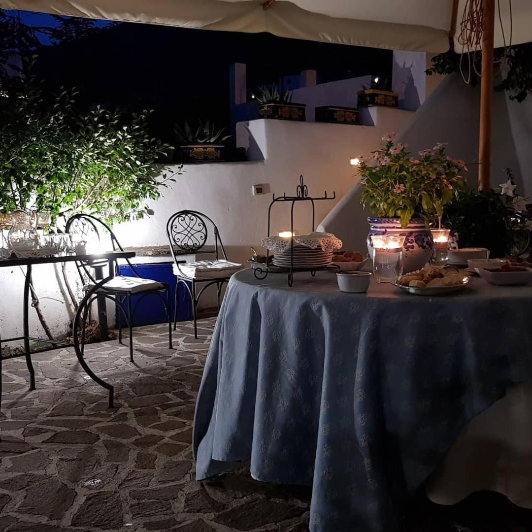 La Villa Rossa Salina  Extérieur photo