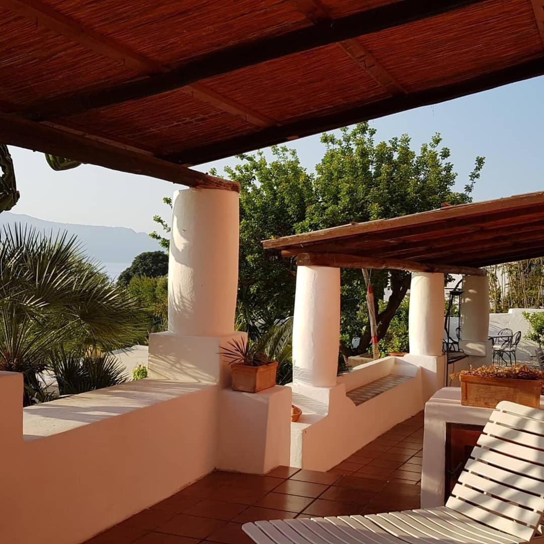 La Villa Rossa Salina  Extérieur photo