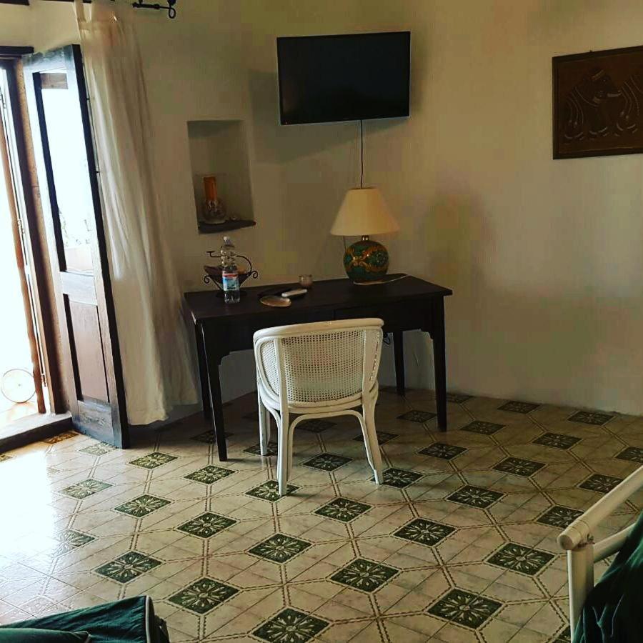 La Villa Rossa Salina  Extérieur photo