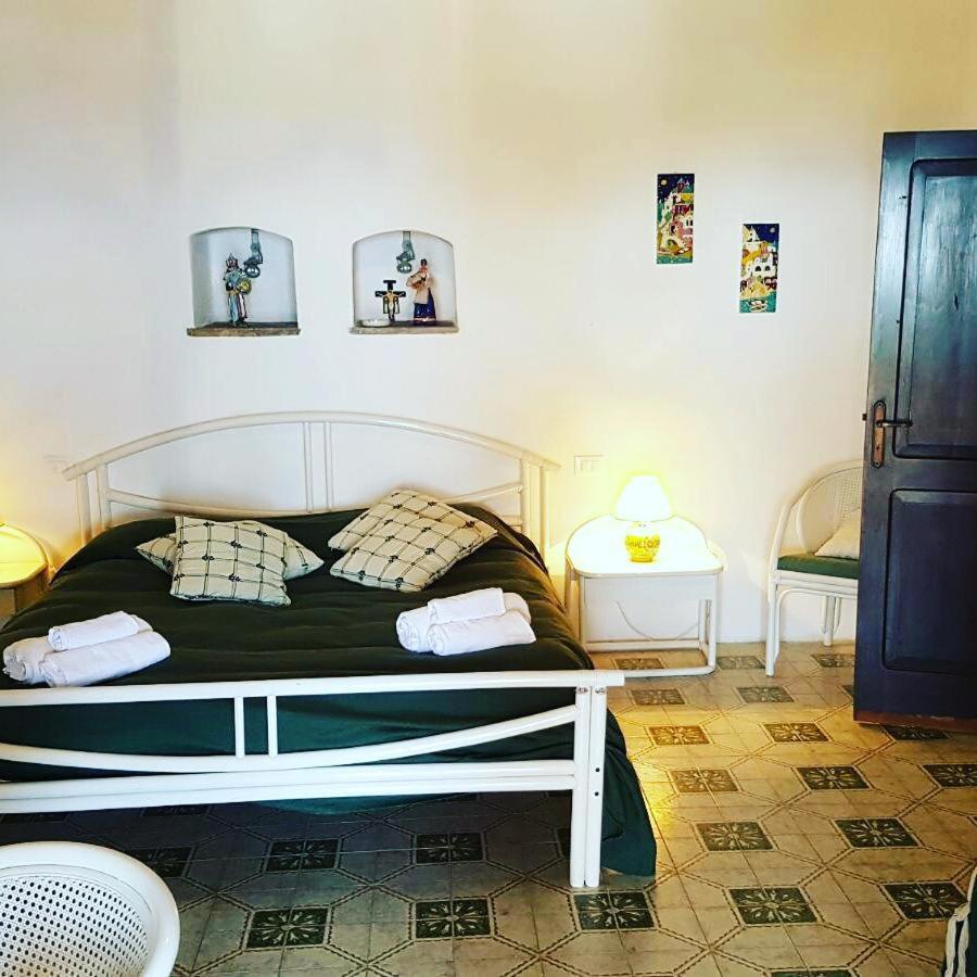 La Villa Rossa Salina  Extérieur photo